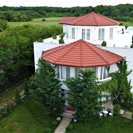 Youness Wellness Clinic & Retreats Mereni  Exterior foto